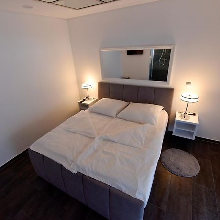 Apartmani I Bungalovi Trojka Banja Luka Pokoj fotografie