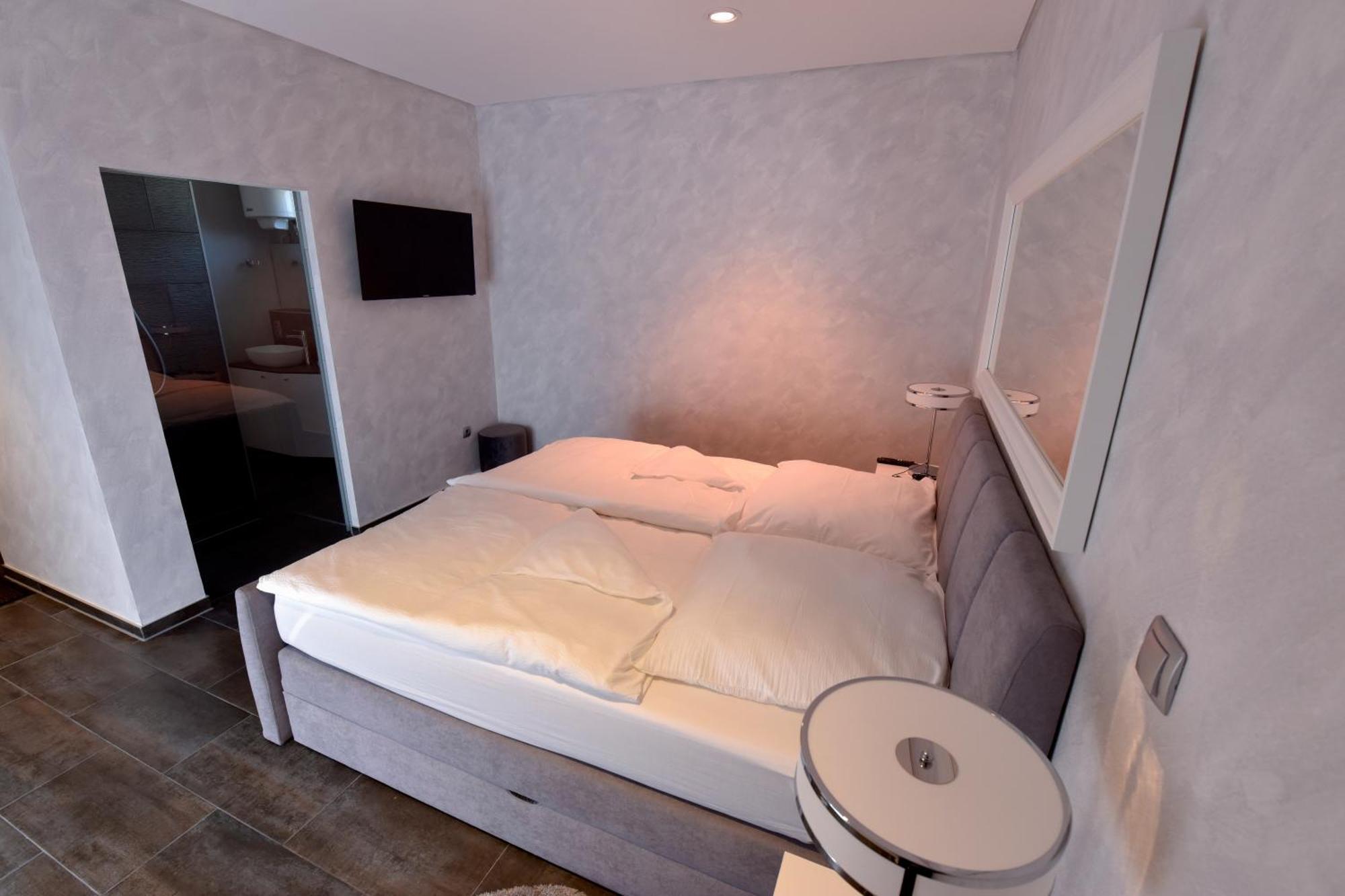 Apartmani I Bungalovi Trojka Banja Luka Pokoj fotografie