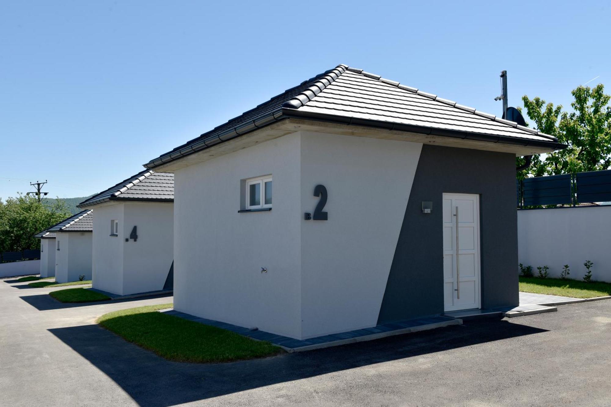 Apartmani I Bungalovi Trojka Banja Luka Pokoj fotografie
